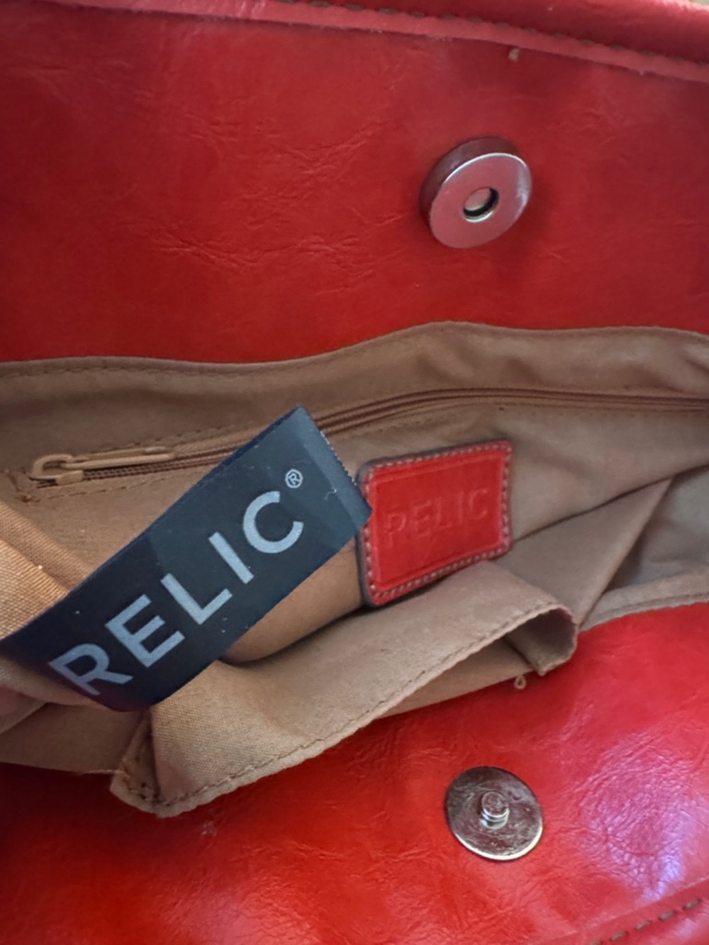 Relic Classic Red Leather Tote Bag - Sleek Everyday Carry - Picture 5 of 8